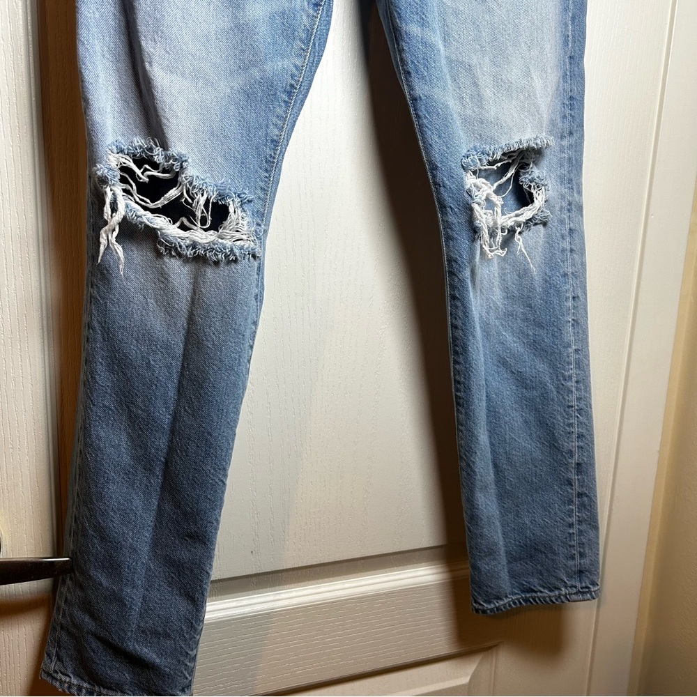 American Eagle Jeans Mens 29x30 Athletic Distressed Light Wash Denim button Fly - Picture 6 of 9
